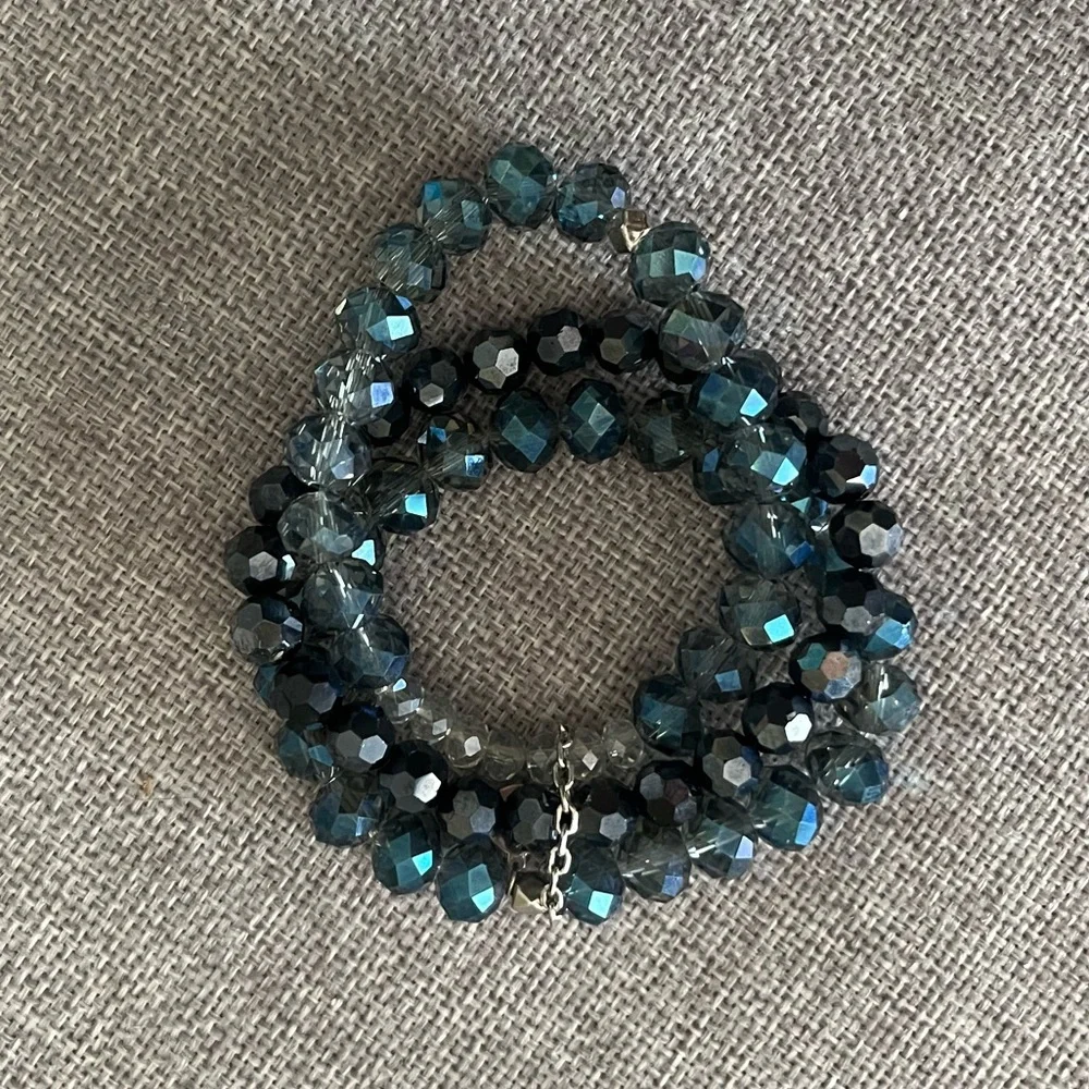 Blue Crystal Beaded Stretch Bracelet – Triple Strand